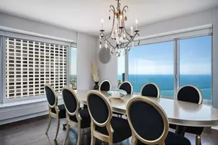 161 E Chicago Ave, Chicago, IL 60611 - Photo 16