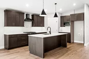 1214 Slate St, Normal, IL 61761 - Photo 10