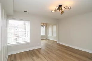 6110 S St Lawrence Ave, Chicago, IL 60637 - Photo 4