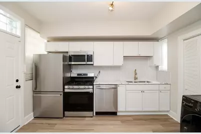 6110 S Saint Lawrence Avenue #3, Chicago, IL 60637 - Photo 8