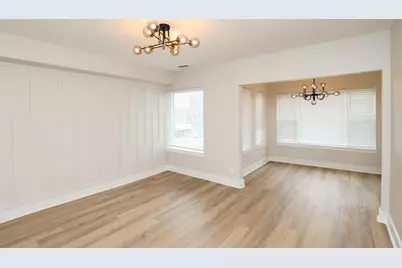 6110 S Saint Lawrence Avenue #3, Chicago, IL 60637 - Photo 2