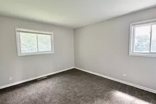 417 New Salem St, Park Forest, IL 60466 - Photo 6