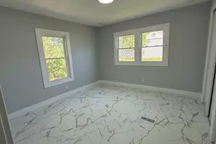 126 Knollwood Cir, Matteson, IL 60443 - Photo 12