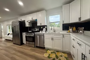 62 Brushwood Dr, Matteson, IL 60443 - Photo 2