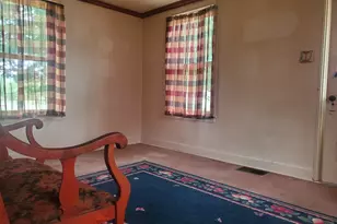 322 N Peoria St, Gilman, IL 60938 - Photo 12