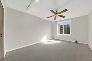 601 Lake Hinsdale Dr, Willowbrook, IL 60527 - Photo 14