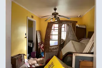 2154 E 97th Place, Chicago, IL 60617 - Photo 4