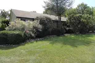 6 Lagoon Dr, Hawthorn Woods, IL 60047 - Photo 4