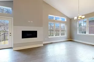 1431 Somerset Pl, Barrington, IL 60010 - Photo 4