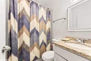 1621 N McVicker Ave, Chicago, IL 60639 - Photo 12