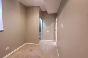 8436 S Exchange Ave, Chicago, IL 60617 - Photo 12