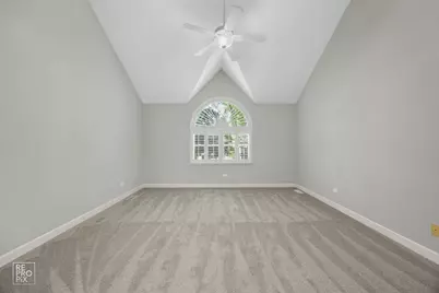 536 W Evergreen Street, Wheaton, IL 60187 - Photo 8