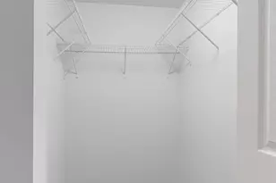 2451 W Howard St, Chicago, IL 60645 - Photo 12