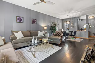 410 Bay Tree Cir, Vernon Hills, IL 60061 - Photo 4