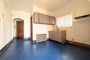 3908 W Gladys Ave, Chicago, IL 60624 - Photo 16