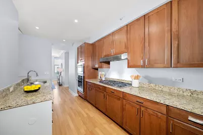 310 S Michigan Avenue #2101, Chicago, IL 60604 - Photo 18