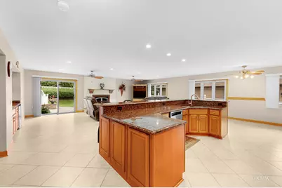 885 Brewster Lane, Bartlett, IL 60103 - Photo 12