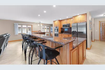 885 Brewster Lane, Bartlett, IL 60103 - Photo 22