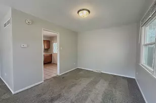 5208 Keith Dr, Richton Park, IL 60471 - Photo 4