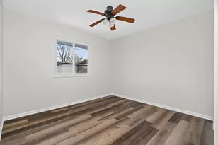 9156 W 161st Pl, Orland Hills, IL 60487 - Photo 10