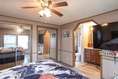 3285 Meadow Drive, Park City, IL 60085 - Photo 14