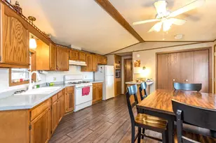 3285 Meadow Dr, Park City, IL 60085 - Photo 8