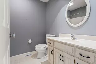 2410 Stillwater Dr, Champaign, IL 61821 - Photo 16