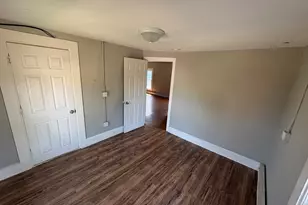 86 N 4th St, Aurora, IL 60505 - Photo 2