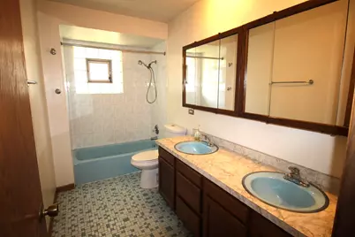651 N Kenilworth Avenue, Elmhurst, IL 60126 - Photo 12