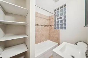 6520 S Ellis Ave, Chicago, IL 60637 - Photo 16