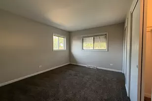 154 S Pamela Dr, Chicago Heights, IL 60411 - Photo 10