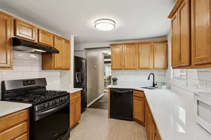 [Address not provided], Evanston, IL 60201 - Photo 14