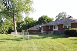 1020 E 153rd St, South Holland, IL 60473 - Photo 18