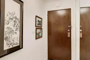 2100 Valencia Dr, Northbrook, IL 60062 - Photo 22