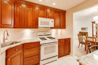 2100 Valencia Drive #203-B, Northbrook, IL 60062 - Photo 14