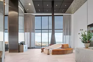 211 N Harbor Dr, Chicago, IL 60601 - Photo 4