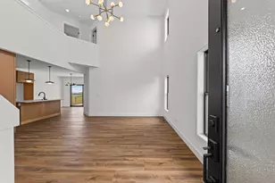 3311 Palmer Dr, Champaign, IL 61822 - Photo 4