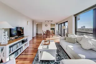 2020 N Lincoln Park W, Chicago, IL 60614 - Photo 10