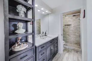 2020 N Lincoln Park W, Chicago, IL 60614 - Photo 22