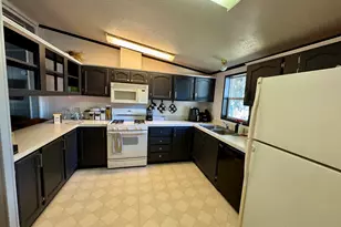 236 Brandy Ave, Princeton, IL 61356 - Photo 6