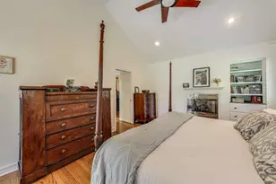 1295 Sunview Ln, Winnetka, IL 60093 - Photo 20