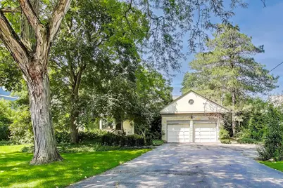 1295 Sunview Lane, Winnetka, IL 60093 - Photo 2