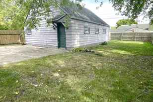 1668 Chartres St, Lasalle, IL 61301 - Photo 16