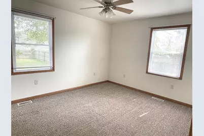 1668 Chartres Street, Lasalle, IL 61301 - Photo 8