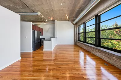 1001 W 15th Street #342, Chicago, IL 60608 - Photo 2