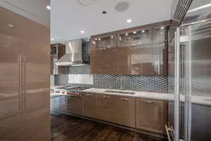 270 E Pearson St, Chicago, IL 60611 - Photo 6