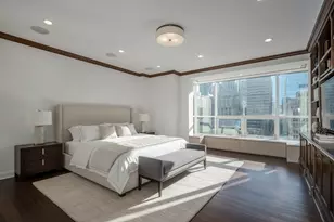 270 E Pearson St, Chicago, IL 60611 - Photo 14