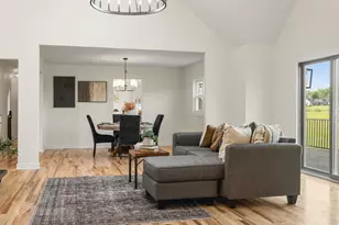 9281 Auburn Rd, Winnebago, IL 61088 - Photo 8