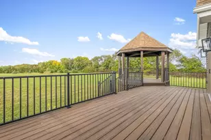 9281 Auburn Rd, Winnebago, IL 61088 - Photo 46