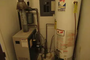 114 N Chase St, Monticello, IL 61856 - Photo 12